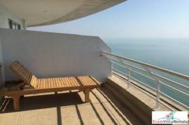 Fabulous Sea View Studio Condo in Cha Am
