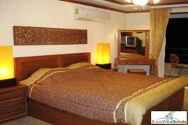 Spacious Studio Condo (47sq.m.) in Jomtien For Sale