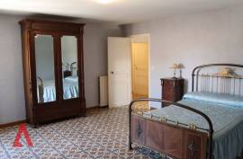 7 room, 167m2 Vineyard residence for sale in Magalas - 299 000 € *
