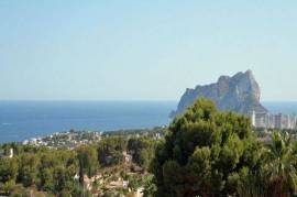 Grondstuk in Benissa met fantastisch uitzicht op zee en op de Ifach Rots.