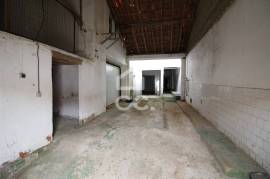 Industrial Warehouse with 293 m2 | Montoito (Redondo)