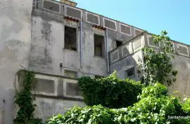 Typical old manor house to be renovated in Oschiri