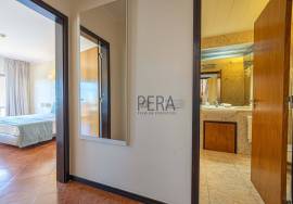 Three Bedroom Duplex Apartment, Terrace with Sea Views in Hotel Unit - Albufeira