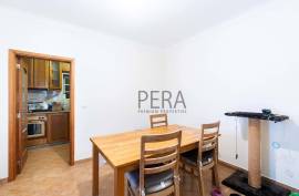 House T5 plus 3 independent T2 apartments, located in Tunes - Algarve House T5 plus 3 independent T2 apartments, located in Tunes - Algarve