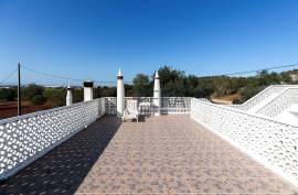 House T5 plus 3 independent T2 apartments, located in Tunes - Algarve House T5 plus 3 independent T2 apartments, located in Tunes - Algarve