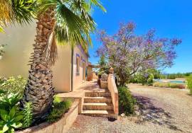 Charming Countryside Villa with 3 Guest Studios near Moncarapacho Charming Countryside Villa with 3 Guest Studios near Moncarapacho