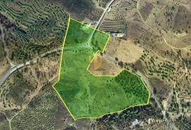 Land near the Odeleite dam, with project approved for Rural Hotel, on land of 70.6 hectares