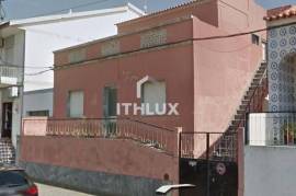 Excellent 5 Bedroom  Renovation Project in the Heart of Tavira