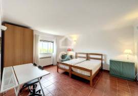 2 bedroom apartment with parking in Foz do Arelho