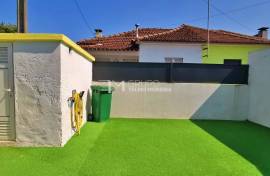 House 2 Bedrooms in Ovar