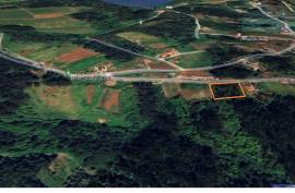 Excellent land with 1560M2 for construction, next to the road and near the Levada do Rei in S. Jorge Excellent land with 1560M2 for construction, next to the road and near the Levada do Rei in S. Jorge
