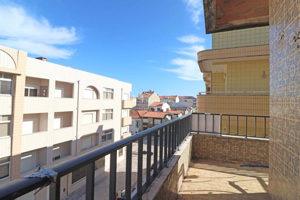 Apartment T3 w \garage in Furadouro