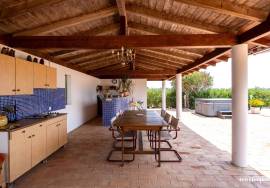 4 bedroom villa nestled in the countryside with ample space.