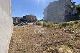 Land for Sale for House Construction in Baguim do Monte