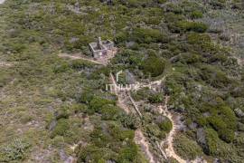 A homestead in front of the sea - Azenhas do Mar A homestead in front of the sea - Azenhas do Mar