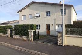 €131000 - Detached 5 Bedroom Town House In Civray With Low Maintenance Garden