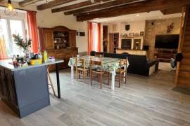 €195000 - 4 bedroom stone house with beautiful garden and large outbuilding