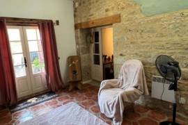 €349950 - Beautiful 4 Bedroom Old House in a Quiet Hamlet