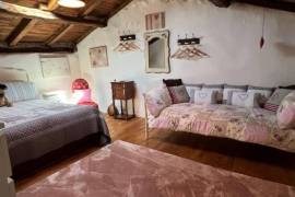 €349950 - Beautiful 4 Bedroom Old House in a Quiet Hamlet