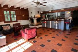 €484000 - Beautiful 10 Bedroom Property In Verteuil. Outbuildings and Pool.
