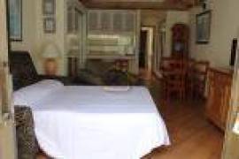1 Bedroom Bungalow For Sale