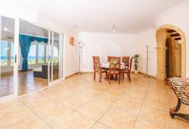 5 Bedrooms - Villa - For Sale 5 Bedrooms - Villa - For Sale