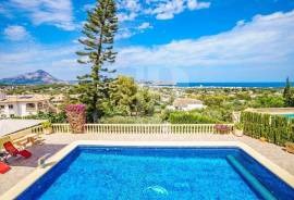 5 Bedrooms - Villa - For Sale 5 Bedrooms - Villa - For Sale