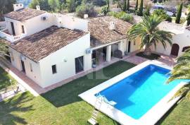 7 Bedrooms - Finca - For Sale 7 Bedrooms - Finca - For Sale