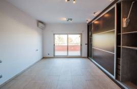 4 Bedrooms - Villa - For Sale