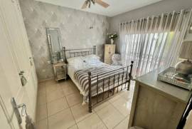 2 Bedroom Townhouse For Sale In Bahia Del Duque LP23694