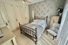 2 Bedroom Townhouse For Sale In Bahia Del Duque LP23694