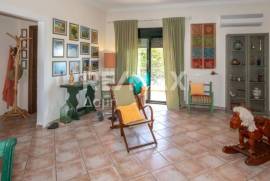 Maisonette 225 sq.m for sale