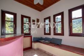 Maisonette 128 sq.m for sale