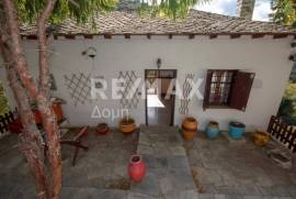 Maisonette 128 sq.m for sale