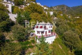 Maisonette 128 sq.m for sale