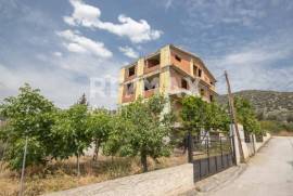 Building 420 sq.m for sale