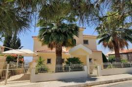 House (Detached) in Mesa Chorio, Paphos for Sale