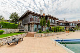 Luxury house wIth sea / pool vIew and 4 bedrooms In SozopolIs holIday complex, Sozopol