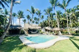 Ecological Oceanfront Retreat