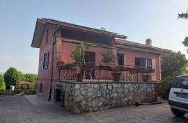 Excellent 4 Bed Villa For Sale in Palestrina Lazio