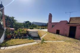 Excellent 4 Bed Property With Land For Sale in Setubal