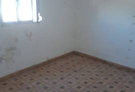 Excellent 4 Bed Property With Land For Sale in Setubal