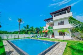 Stunning 4 Bed Villa For Sale in Kosgoda Sri