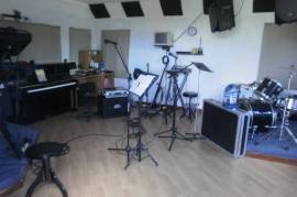 Excellent 3 Bed House For Sale in Lombardy Italy