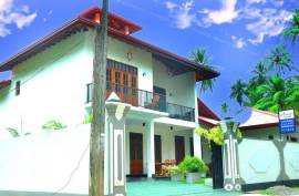 Luxury 4 Bed Villa For Sale in Bentota Sri
