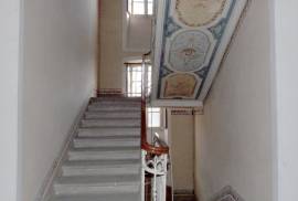 Excellent 12 Bed Villa For Sale in Rivalba Turin