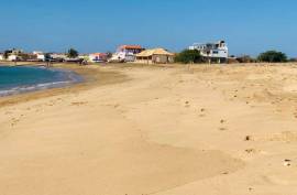 2 Dream beach front plots on Maio Island, Cabo