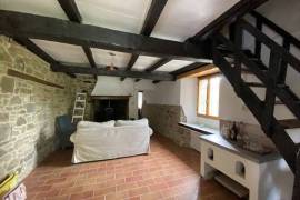 Stunning 3 Bedroom Italian House for Sale in Sparvo Bologna