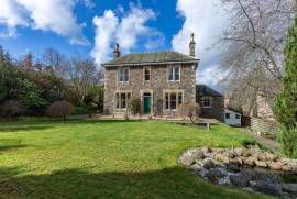 Stunning 5 Bedroom Home For Sale in Galashiels