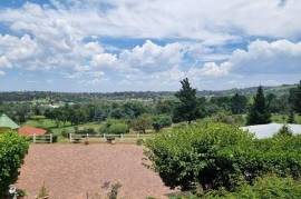 Stunning 4 Bed Thatched House For Sale in Golf View Walkerville Gauteng South